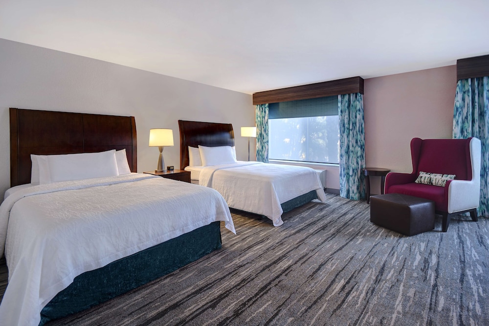 Hilton Garden Inn Ft Myers — Hotel rooms in Fort Myers, Florida