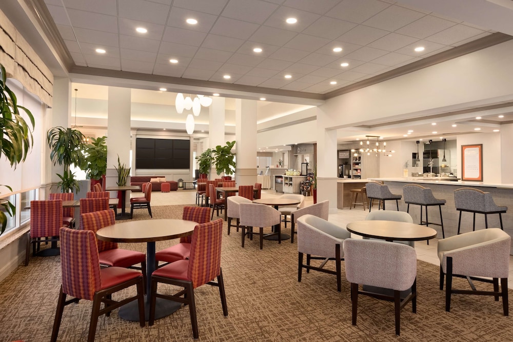 Hilton Garden Inn Fort Myers Airport/FGCU — Restaurant & bars in Fort Myers, Florida