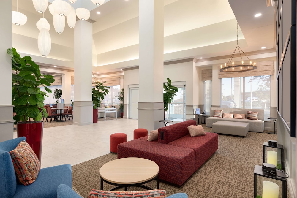 Hilton Garden Inn Fort Myers Airport/FGCU — Hotel building in Fort Myers, Florida