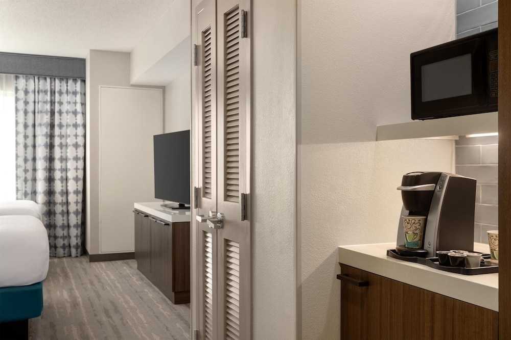 Hilton Garden Inn Fort Myers Airport/FGCU — Hotel rooms in Fort Myers, Florida