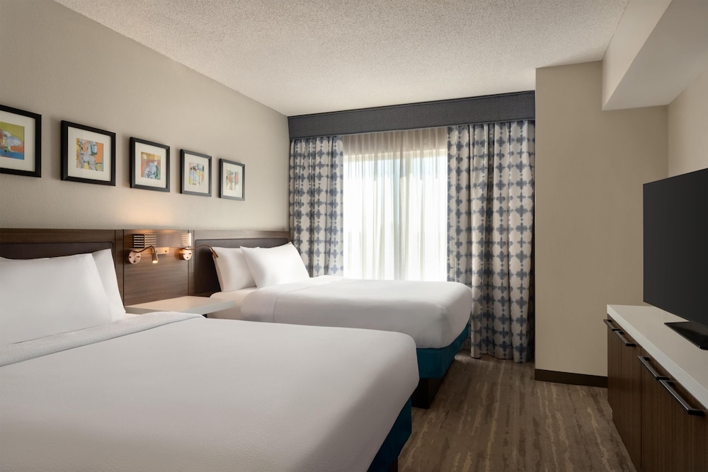 Hilton Garden Inn Fort Myers Airport/FGCU — Hotel rooms in Fort Myers, Florida