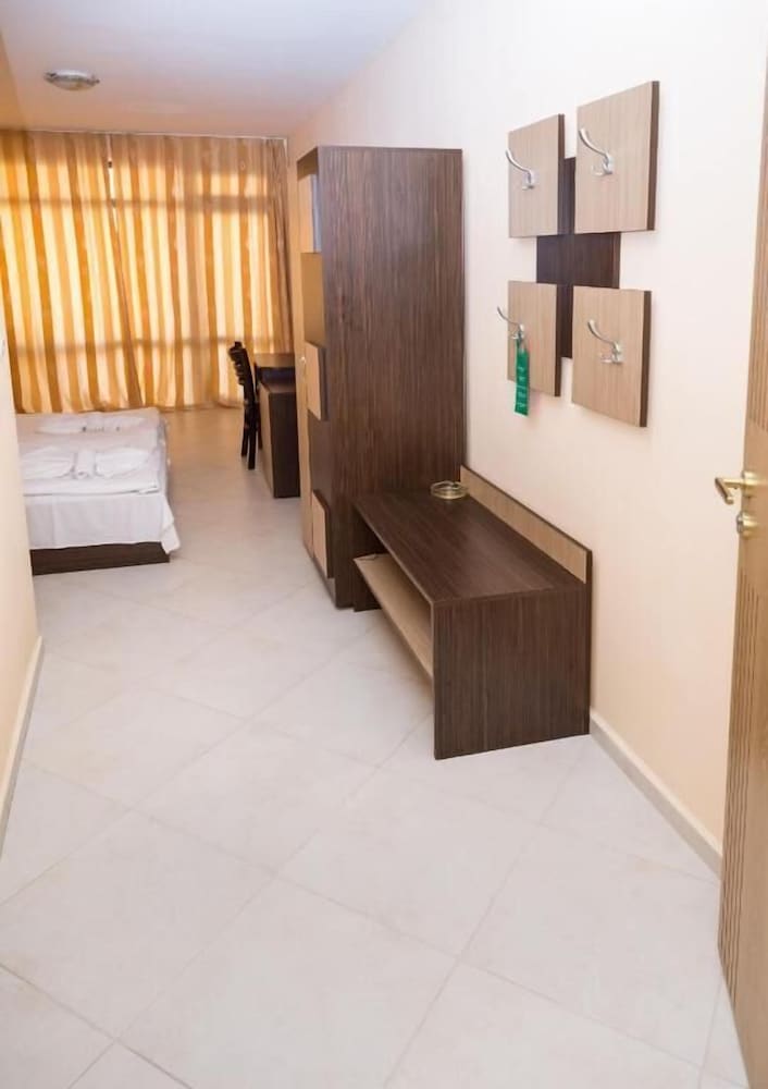 Hotel Saint Valentine — Hotel rooms in Sunny Beach, Burgas Region