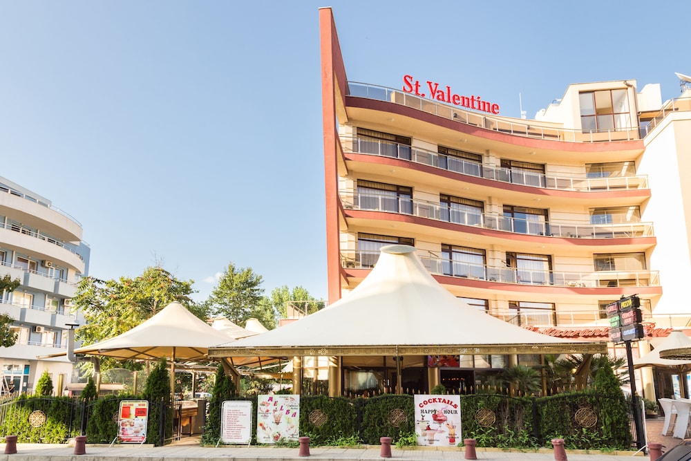 Hotel Saint Valentine — Hotel building in Sunny Beach, Burgas Region