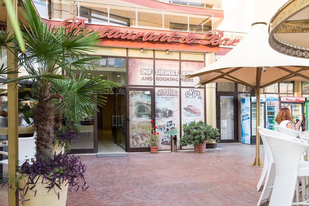 Hotel Saint Valentine — Restaurant & bars in Sunny Beach, Burgas Region