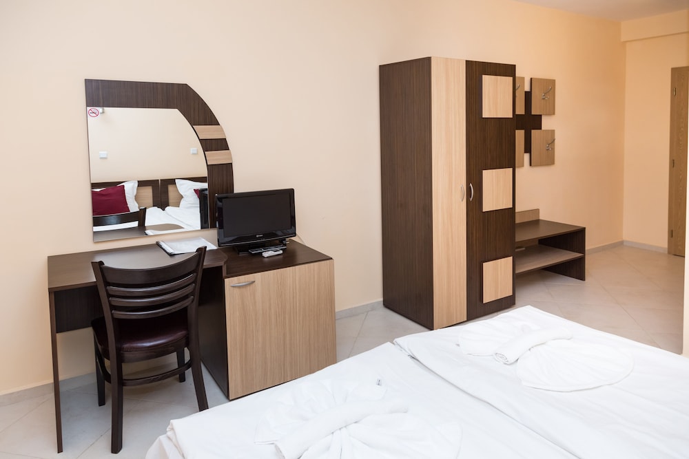 Hotel Saint Valentine — Hotel rooms in Sunny Beach, Burgas Region