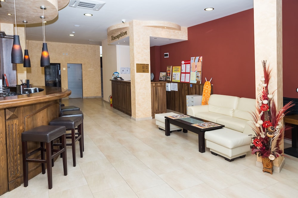 Hotel Saint Valentine — Restaurant & bars in Sunny Beach, Burgas Region