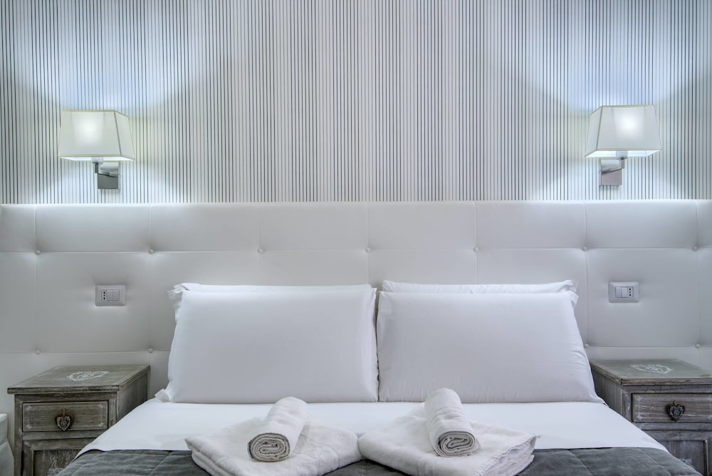 Vatican Nausicaa — Hotel rooms in Rome, Lazio