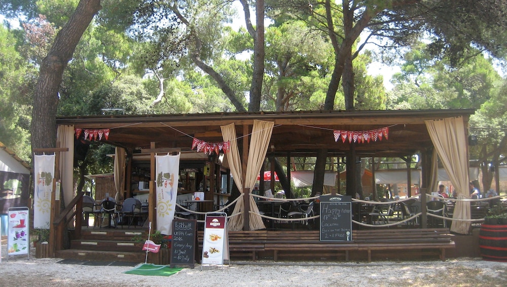 Arena Stoja Camping Homes — Restaurant & bars in Pula, Istria