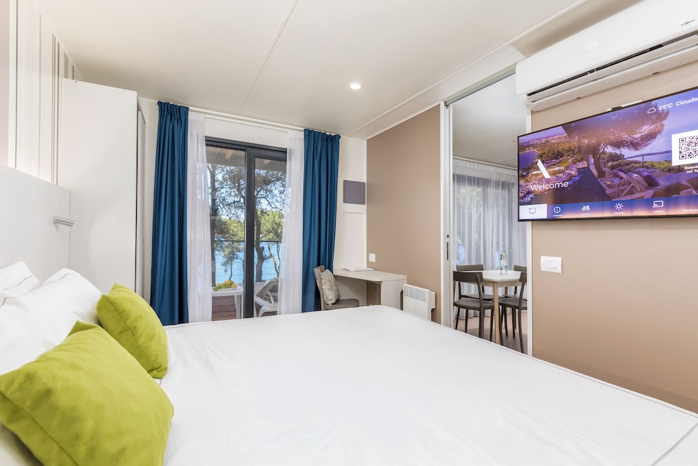 Arena Stoja Camping Homes — Hotel rooms in Pula, Istria
