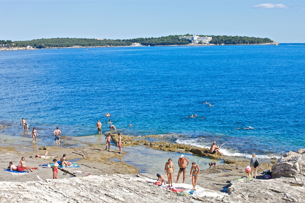Arena Stoja Camping Homes — Beach in Pula, Istria