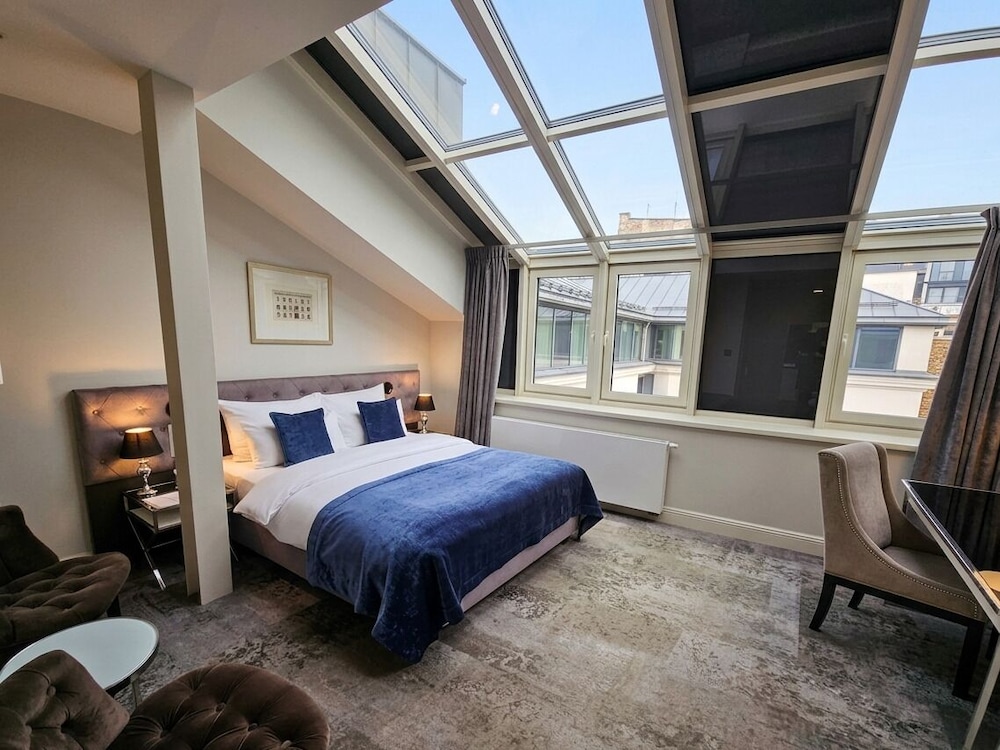 Wyndham Grand Krakow Old Town — Hotel rooms in Krakow, Lesser Poland