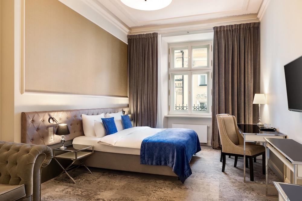 Wyndham Grand Krakow Old Town — Hotel rooms in Krakow, Lesser Poland
