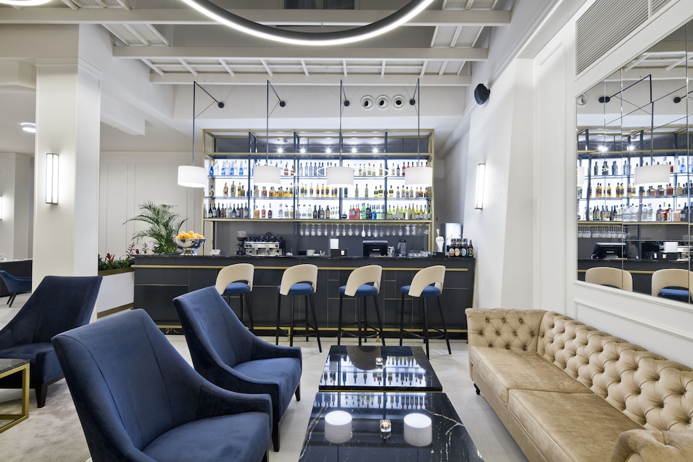 Wyndham Grand Krakow Old Town — Restaurant & bars in Krakow, Lesser Poland