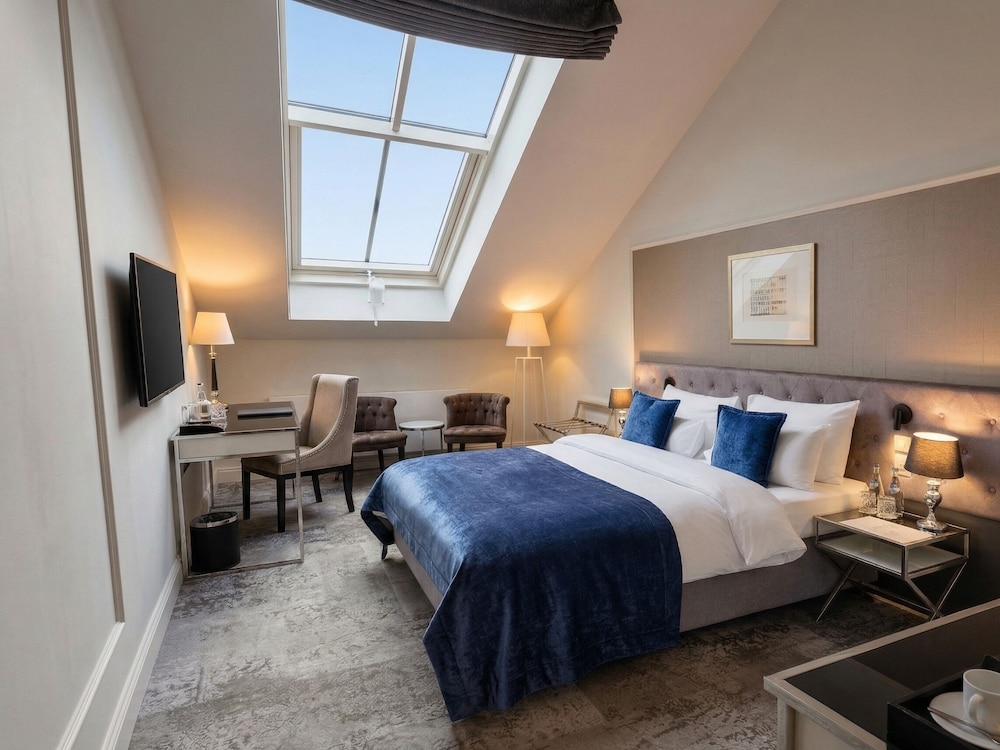 Wyndham Grand Krakow Old Town — Hotel rooms in Krakow, Lesser Poland