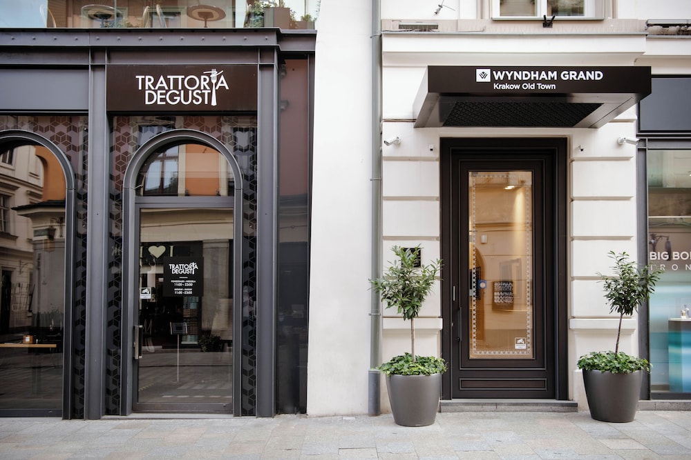 Wyndham Grand Krakow Old Town — Restaurant & bars in Krakow, Lesser Poland