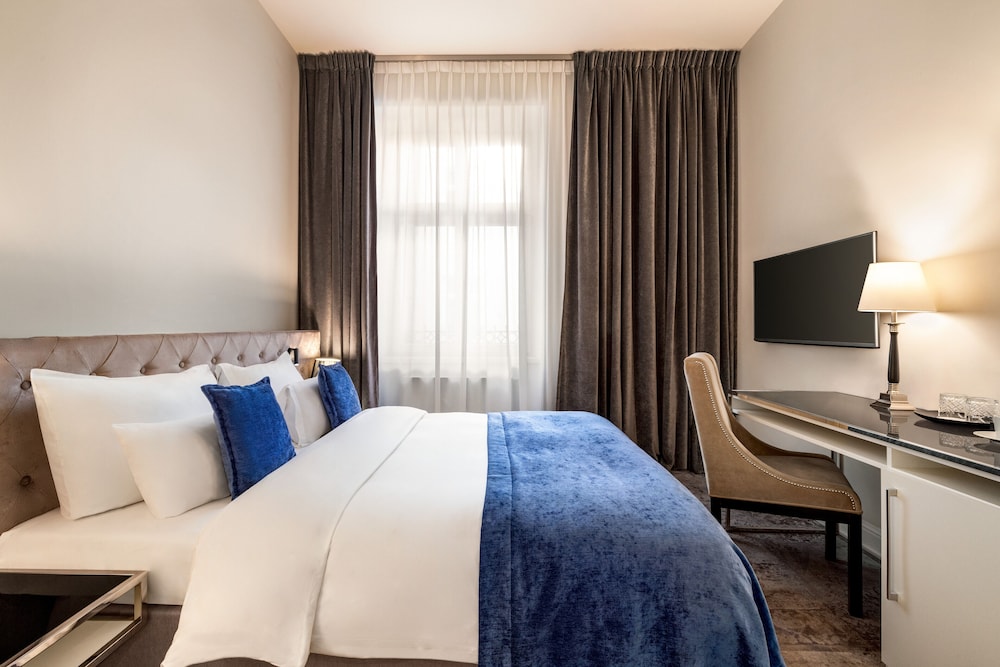 Wyndham Grand Krakow Old Town — Hotel rooms in Krakow, Lesser Poland