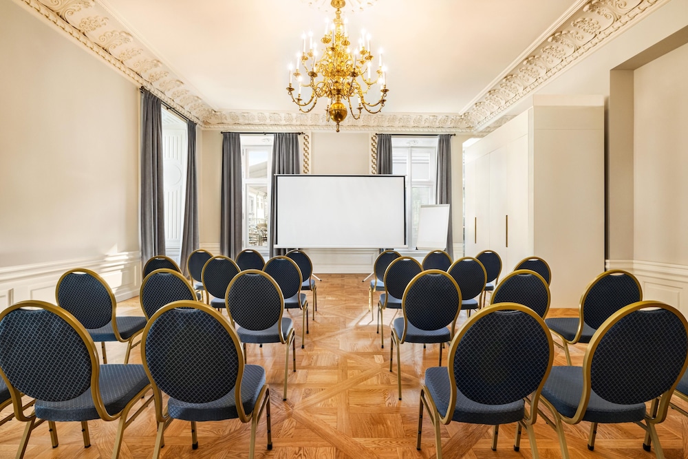 Wyndham Grand Krakow Old Town — Hotel building in Krakow, Lesser Poland