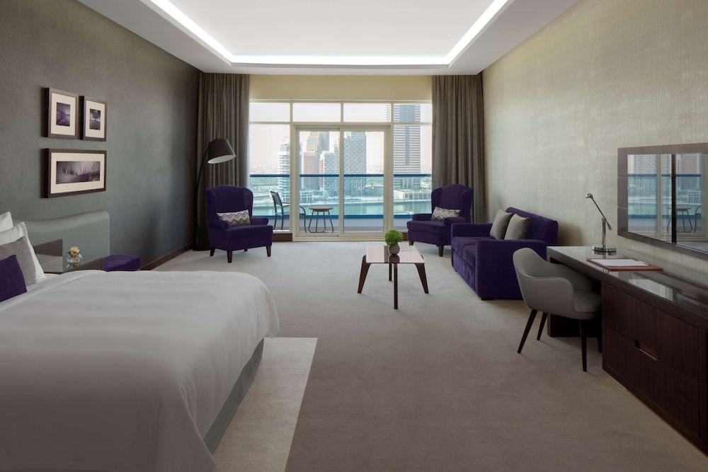 Radisson Blu Hotel Dubai Waterfront — Hotel rooms in Dubai