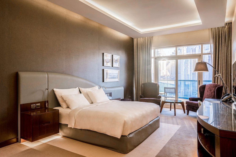Radisson Blu Hotel Dubai Waterfront — Hotel rooms in Dubai