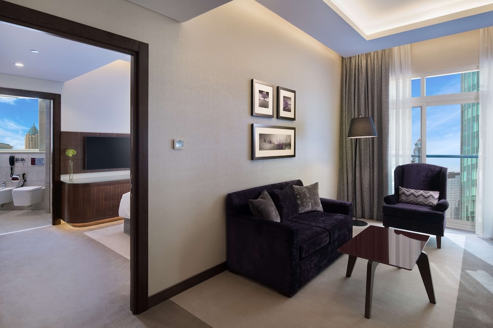 Radisson Blu Hotel Dubai Waterfront — Hotel rooms in Dubai