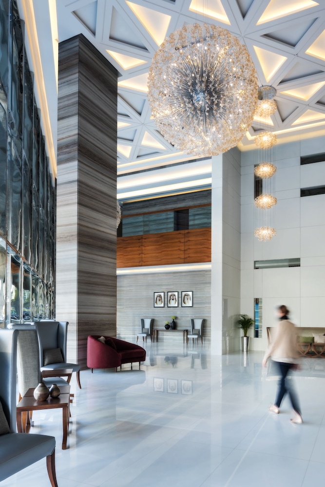 Radisson Blu Hotel Dubai Waterfront — Hotel building in Dubai
