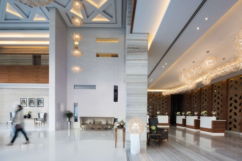 Radisson Blu Hotel Dubai Waterfront — Hotel building in Dubai