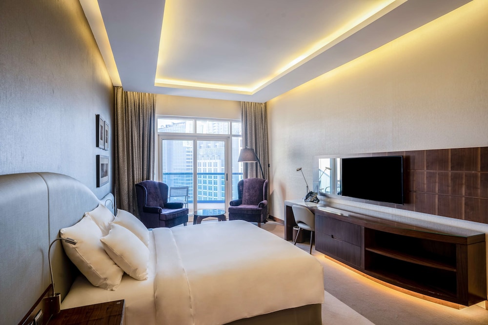 Radisson Blu Hotel Dubai Waterfront — Hotel rooms in Dubai