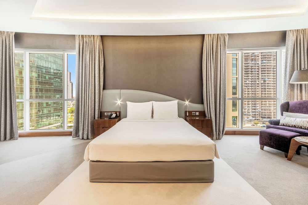Radisson Blu Hotel Dubai Waterfront — Hotel rooms in Dubai