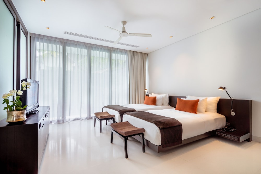 Twinpalms Surin Beach Phuket — Hotel rooms in Bang Tao Beach, Phuket Province