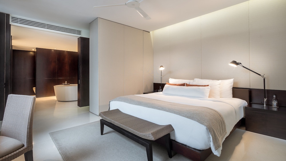 Twinpalms Surin Beach Phuket — Hotel rooms in Bang Tao Beach, Phuket Province