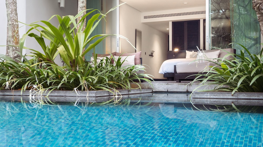Twinpalms Surin Beach Phuket — Hotel rooms in Bang Tao Beach, Phuket Province