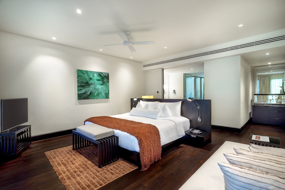 Twinpalms Surin Beach Phuket — Hotel rooms in Bang Tao Beach, Phuket Province