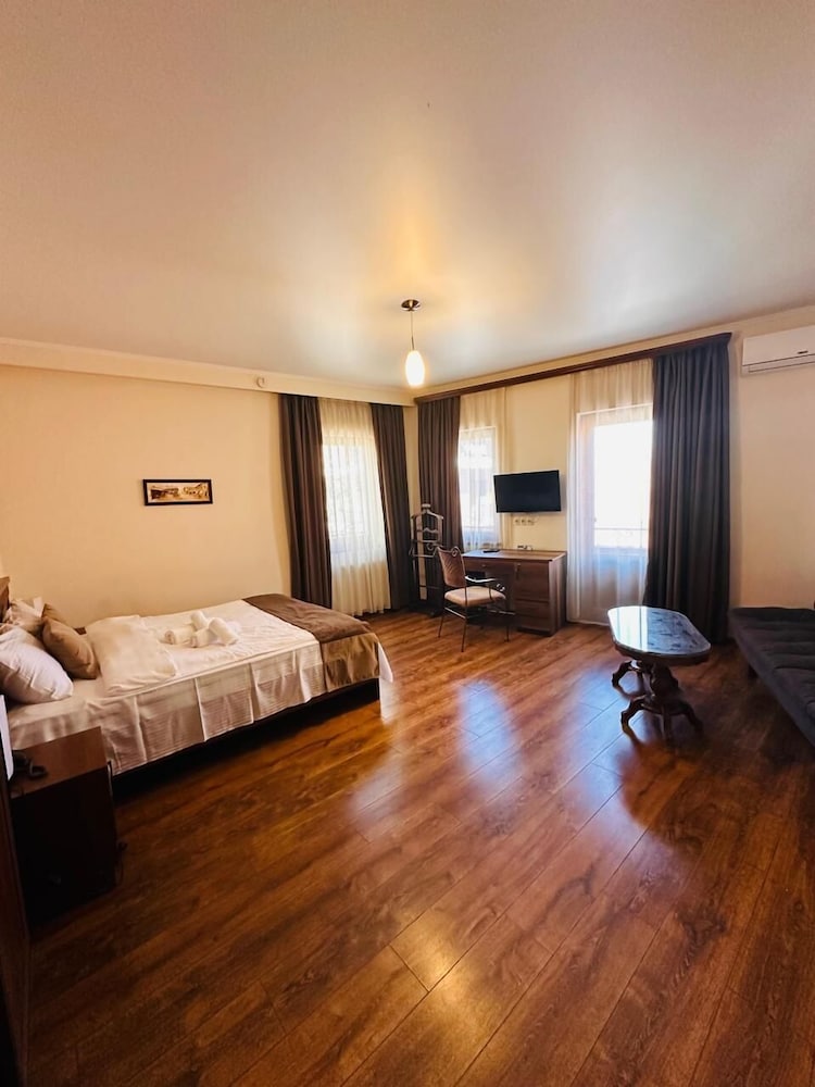 Hotel British House - zdjęcie 5