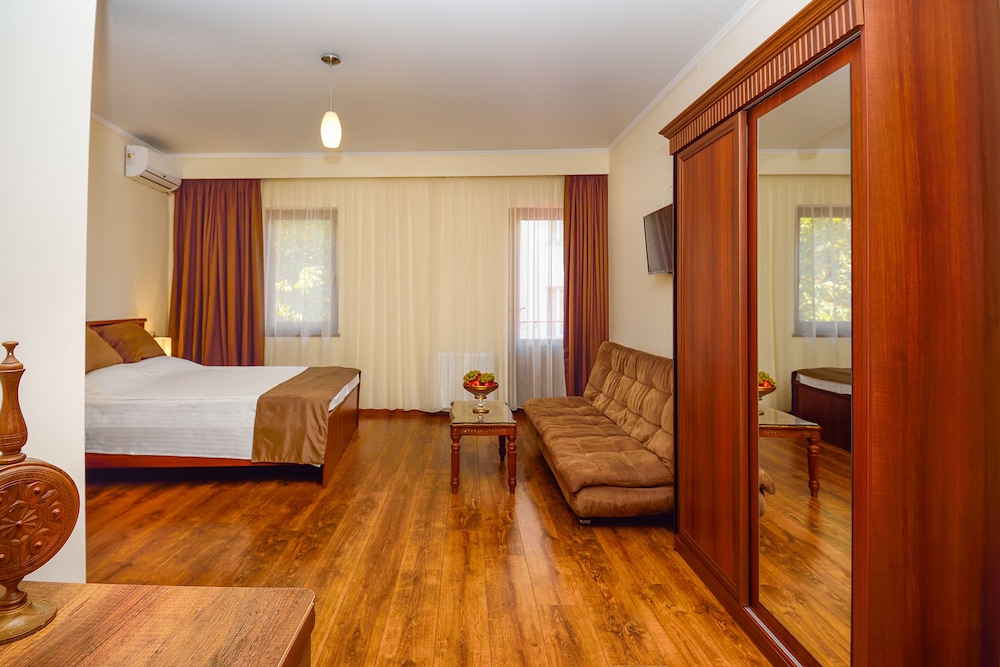 Hotel British House - zdjęcie 4