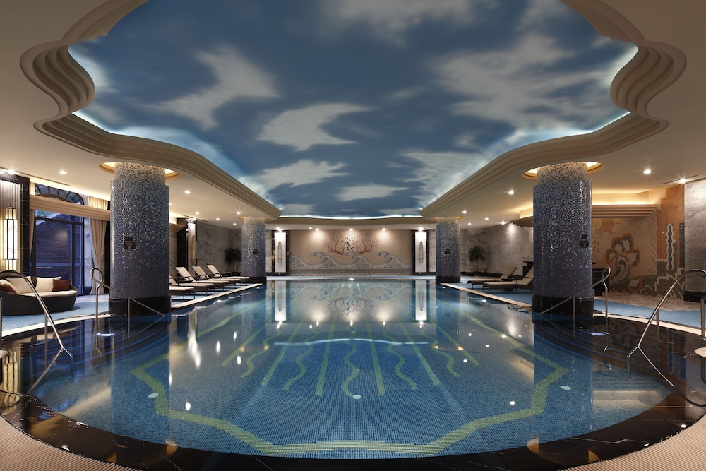 InterContinental Shanghai Ruijin by IHG — Swimming pool in Shanghai, Shanghai