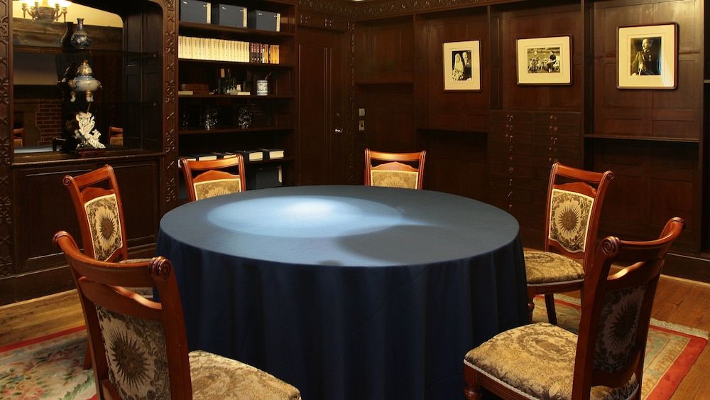 InterContinental Shanghai Ruijin by IHG — Restaurant & bars in Shanghai, Shanghai