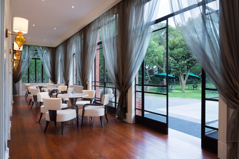 InterContinental Shanghai Ruijin by IHG — Restaurant & bars in Shanghai, Shanghai