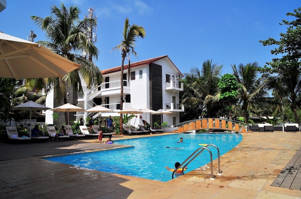 Kyriad Prestige Goa by Mastiff — Swimming pool in Calangute, Goa