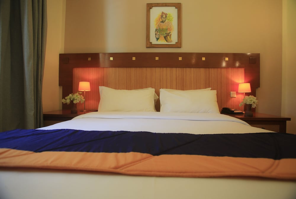 The Kairaba Beach Hotel — Hotel rooms in Serrekunda