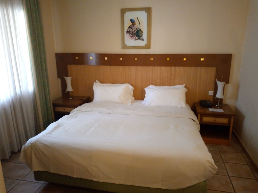 The Kairaba Beach Hotel — Hotel rooms in Serrekunda