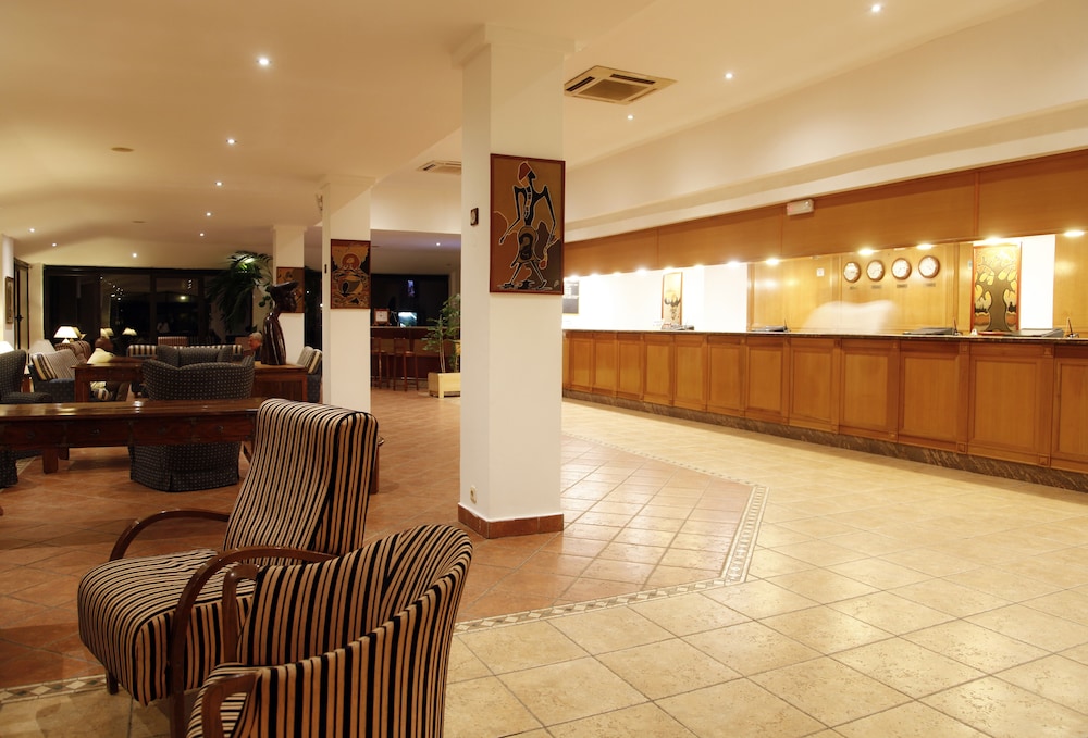 The Kairaba Beach Hotel — Restaurant & bars in Serrekunda