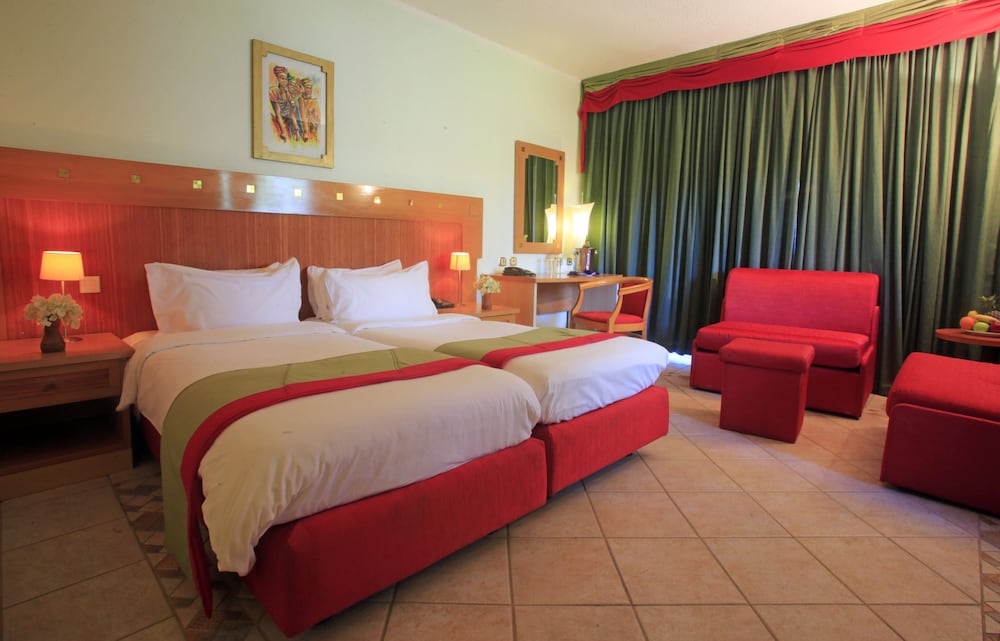 The Kairaba Beach Hotel — Hotel rooms in Serrekunda