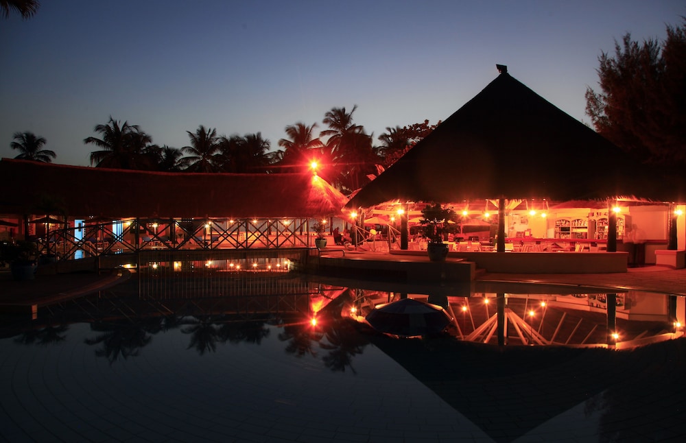 The Kairaba Beach Hotel — Restaurant & bars in Serrekunda