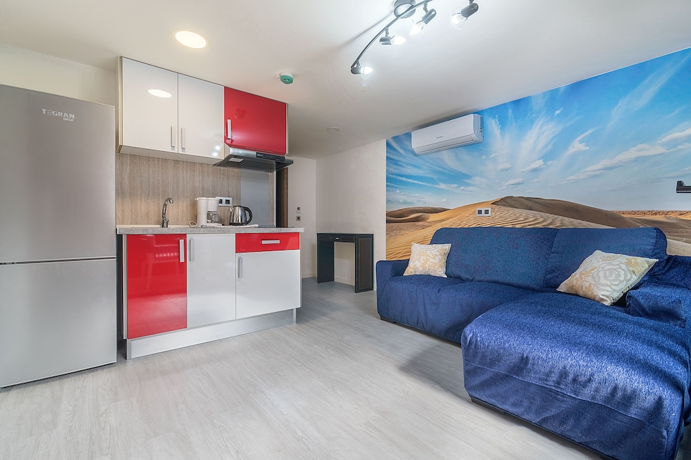 Sol Mogan Suites — Hotel rooms in Puerto de Mogan, Canary Islands