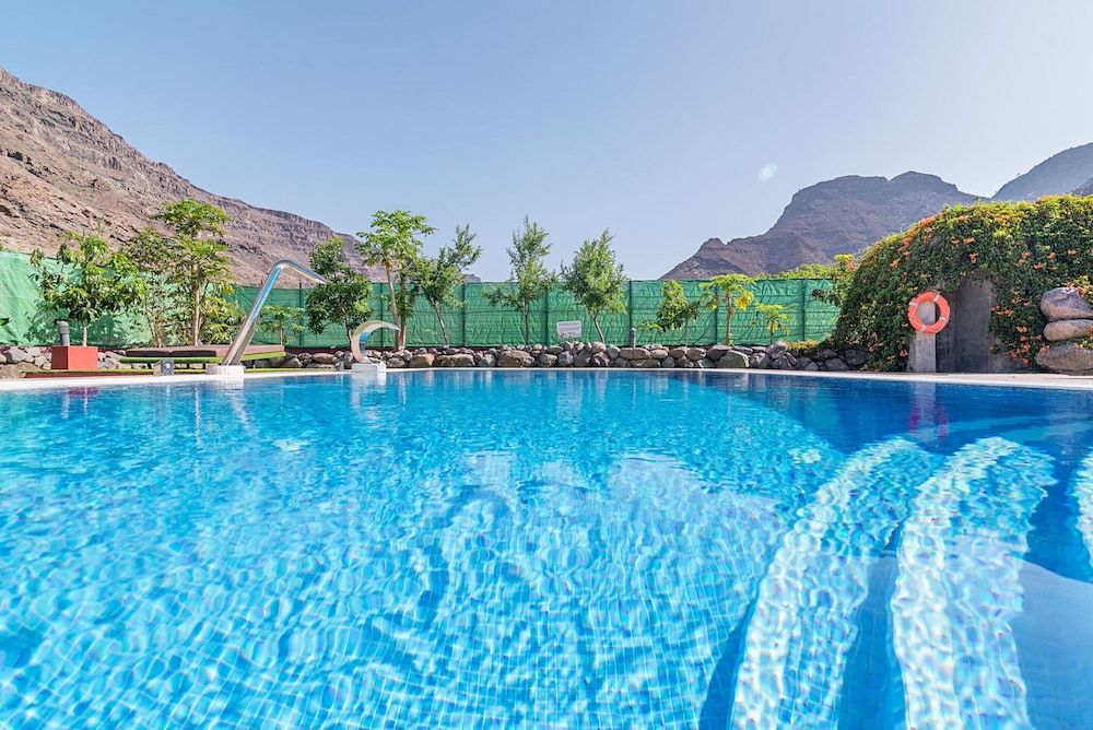 Sol Mogan Suites image