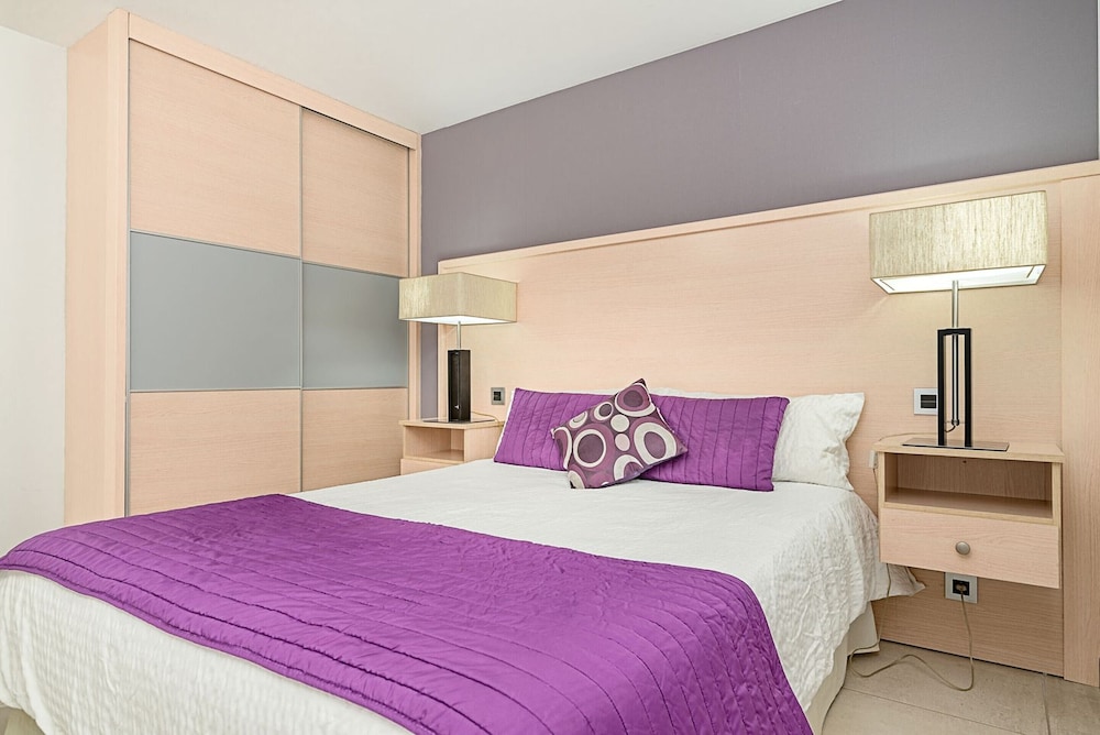 Sol Mogan Suites — Hotel rooms in Puerto de Mogan, Canary Islands