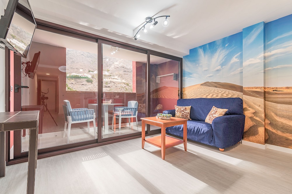 Sol Mogan Suites — Hotel rooms in Puerto de Mogan, Canary Islands