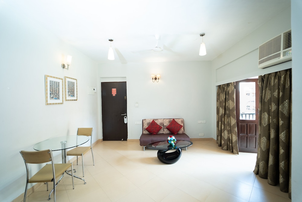 Neelam's The Grand Hotel Goa — Hotel rooms in Calangute, Goa