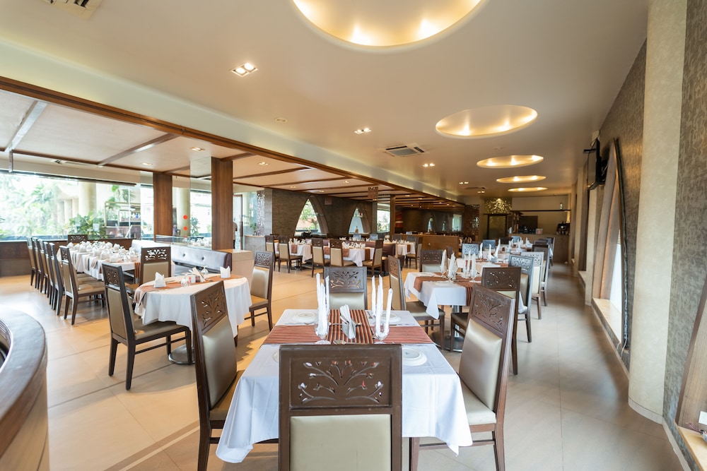 Neelam's The Grand Hotel Goa — Restaurant & bars in Calangute, Goa