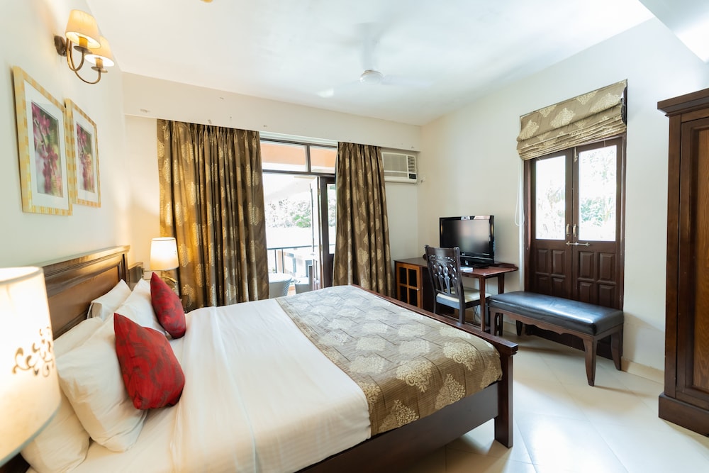 Neelam's The Grand Hotel Goa — Hotel rooms in Calangute, Goa